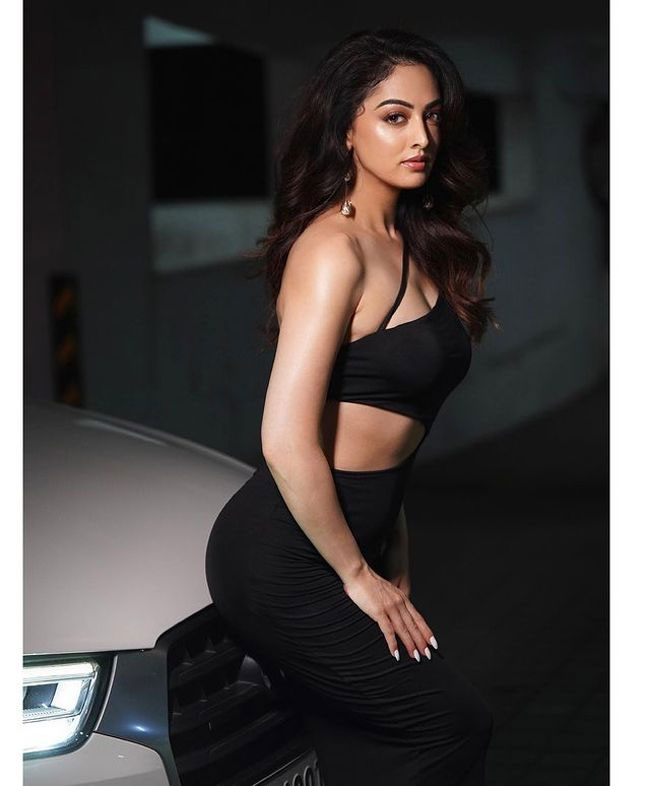 Staggering Photoshoot Of Insta Celebrities